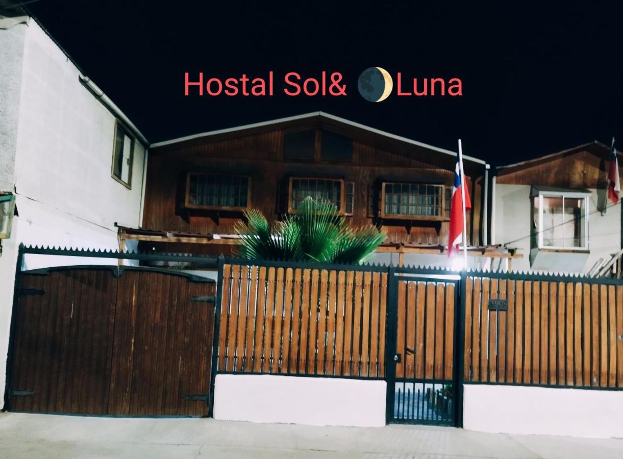 סנטיאגו Hostal Sol Y Luna מראה חיצוני תמונה