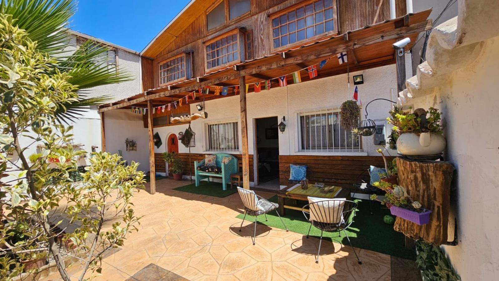 סנטיאגו Hostal Sol Y Luna מראה חיצוני תמונה