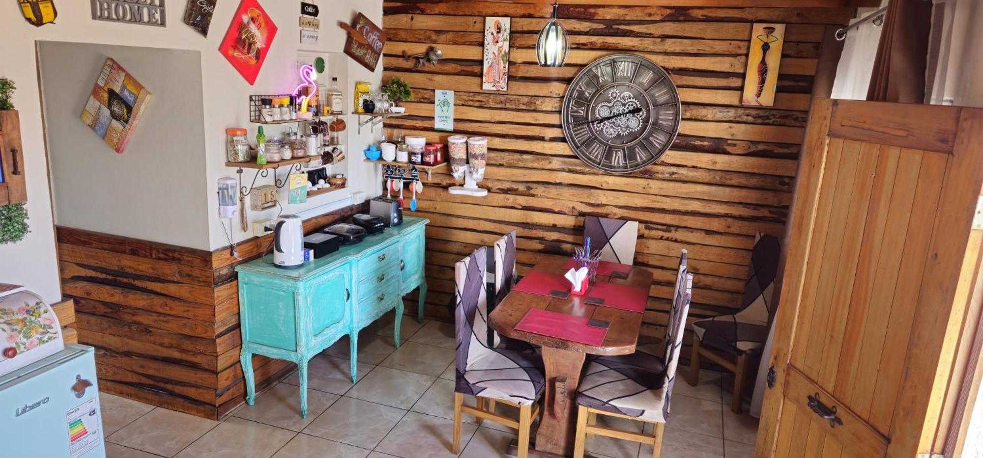 סנטיאגו Hostal Sol Y Luna מראה חיצוני תמונה