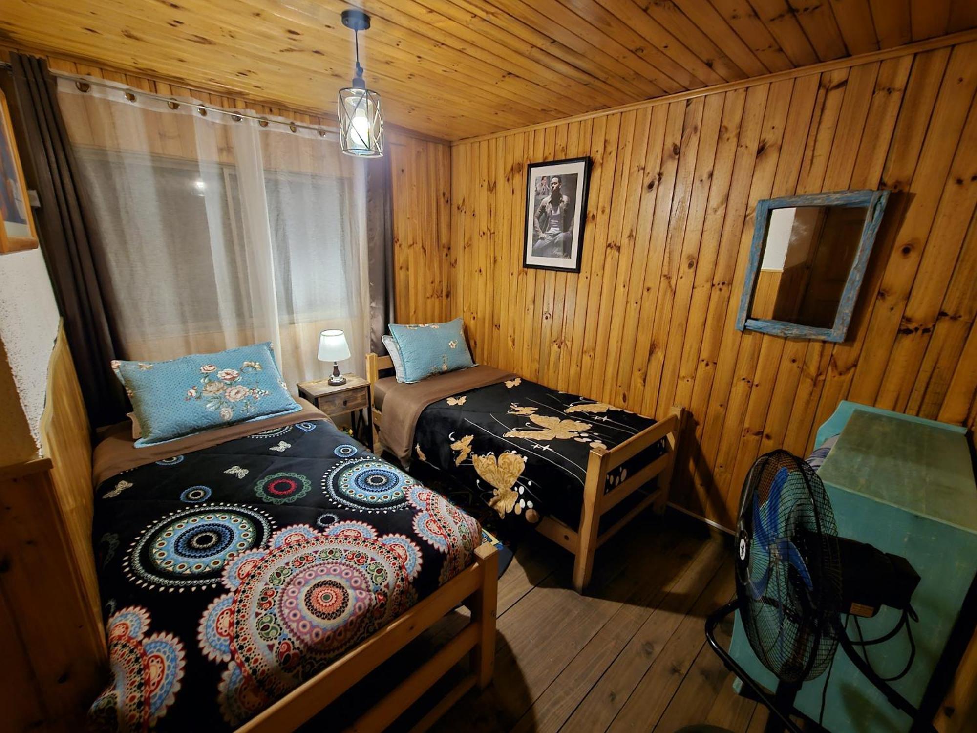 סנטיאגו Hostal Sol Y Luna מראה חיצוני תמונה